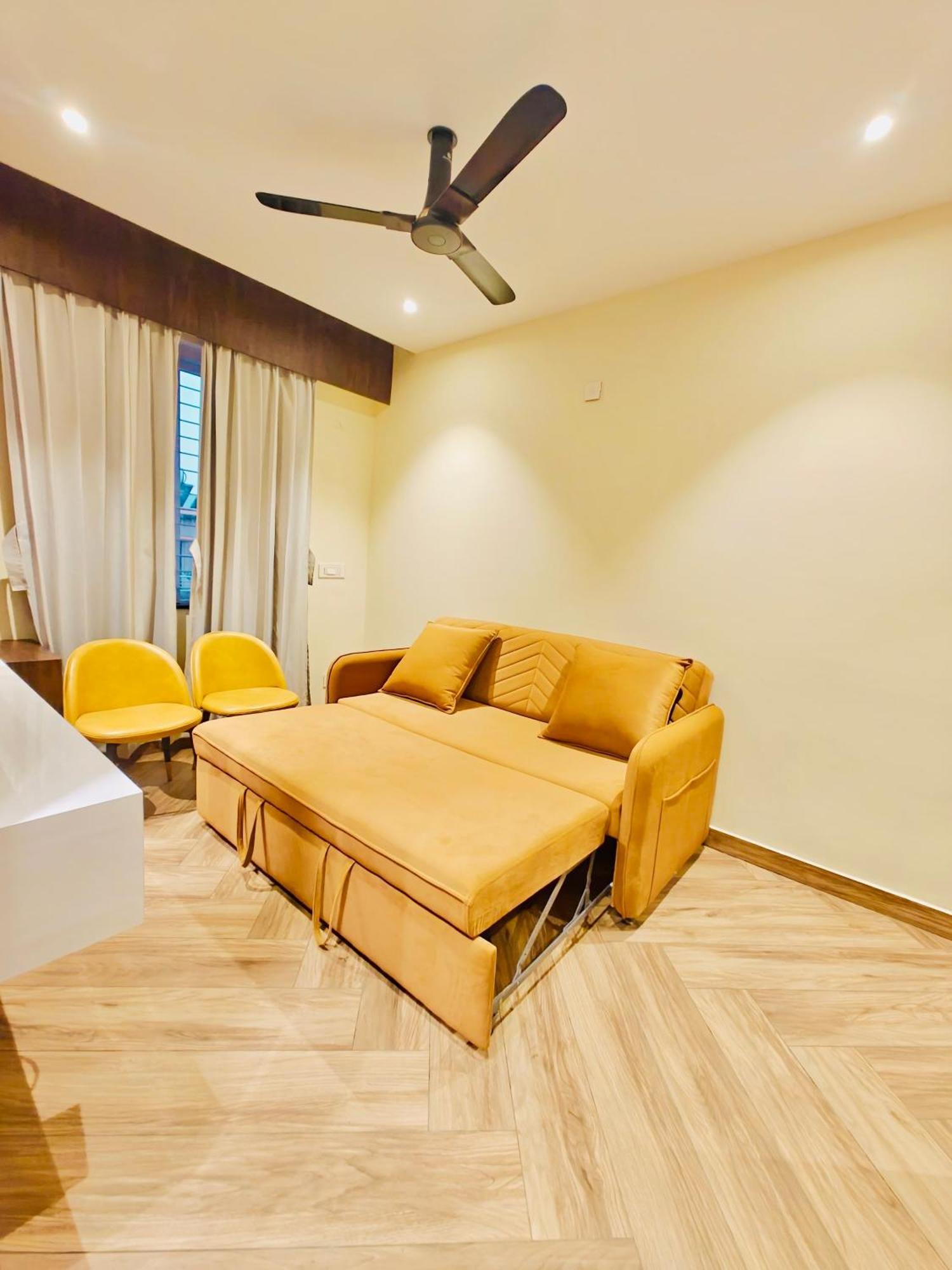 S K Legacy Hotel Mysore Exteriör bild